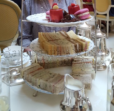 Английское чаепитие в отеле Ритц в Лондоне