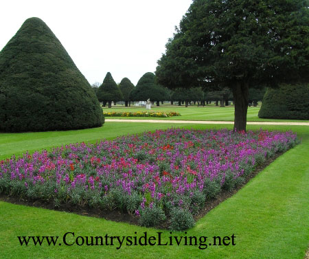 Фонтанный сад дворца Хэмптон Корт (Hampton Court), г-во Суррей, Англия. Эпоха Тюдоров, барокко, 16-17 вв